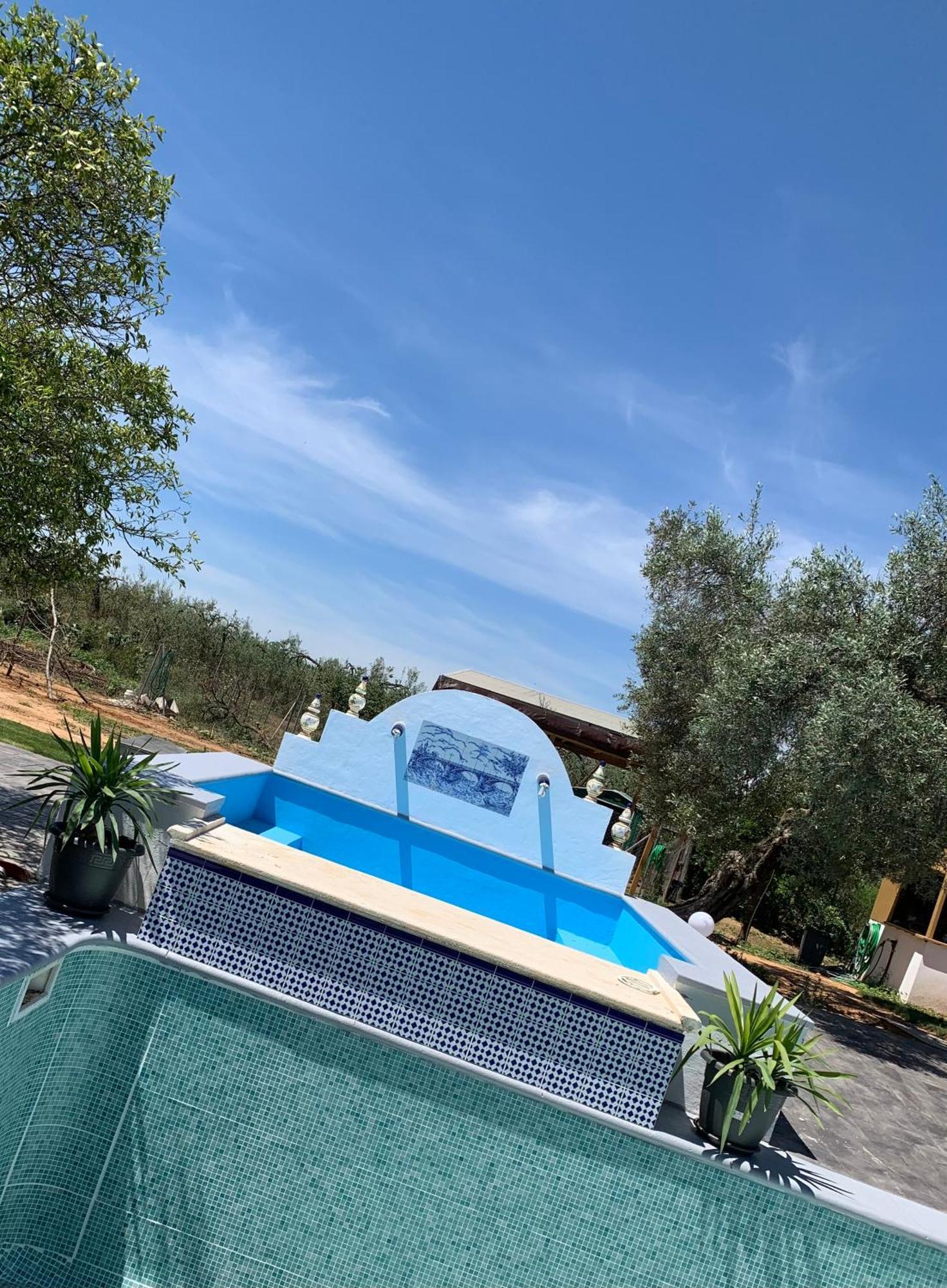 Casa Los Laureles Pilas Exteriör bild