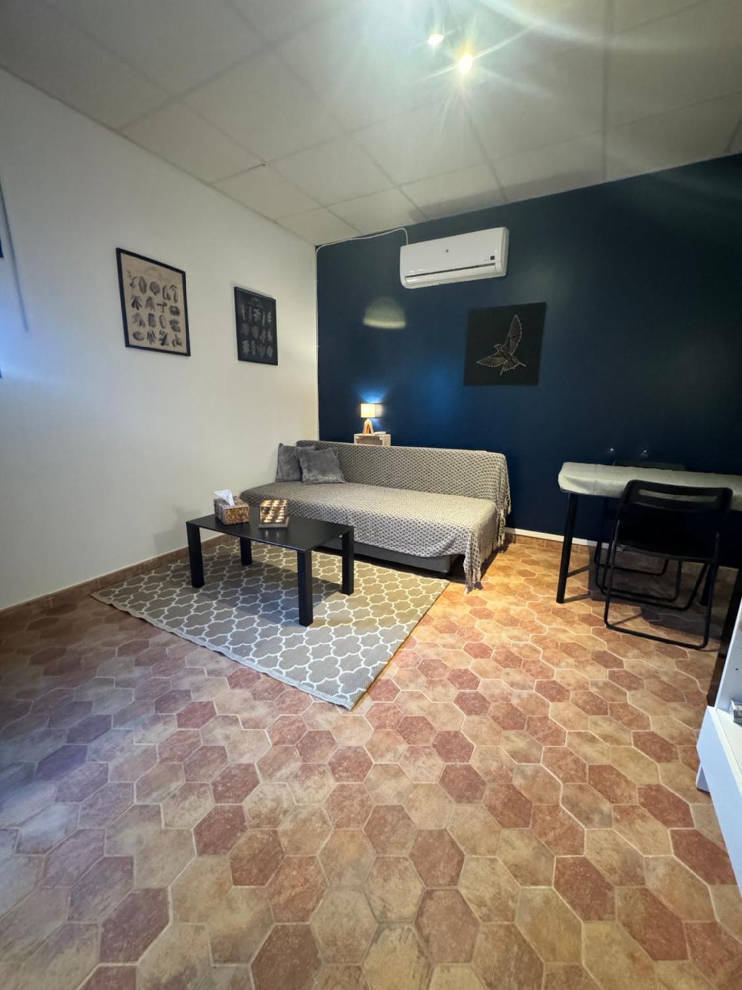 Casa Los Laureles Pilas Exteriör bild